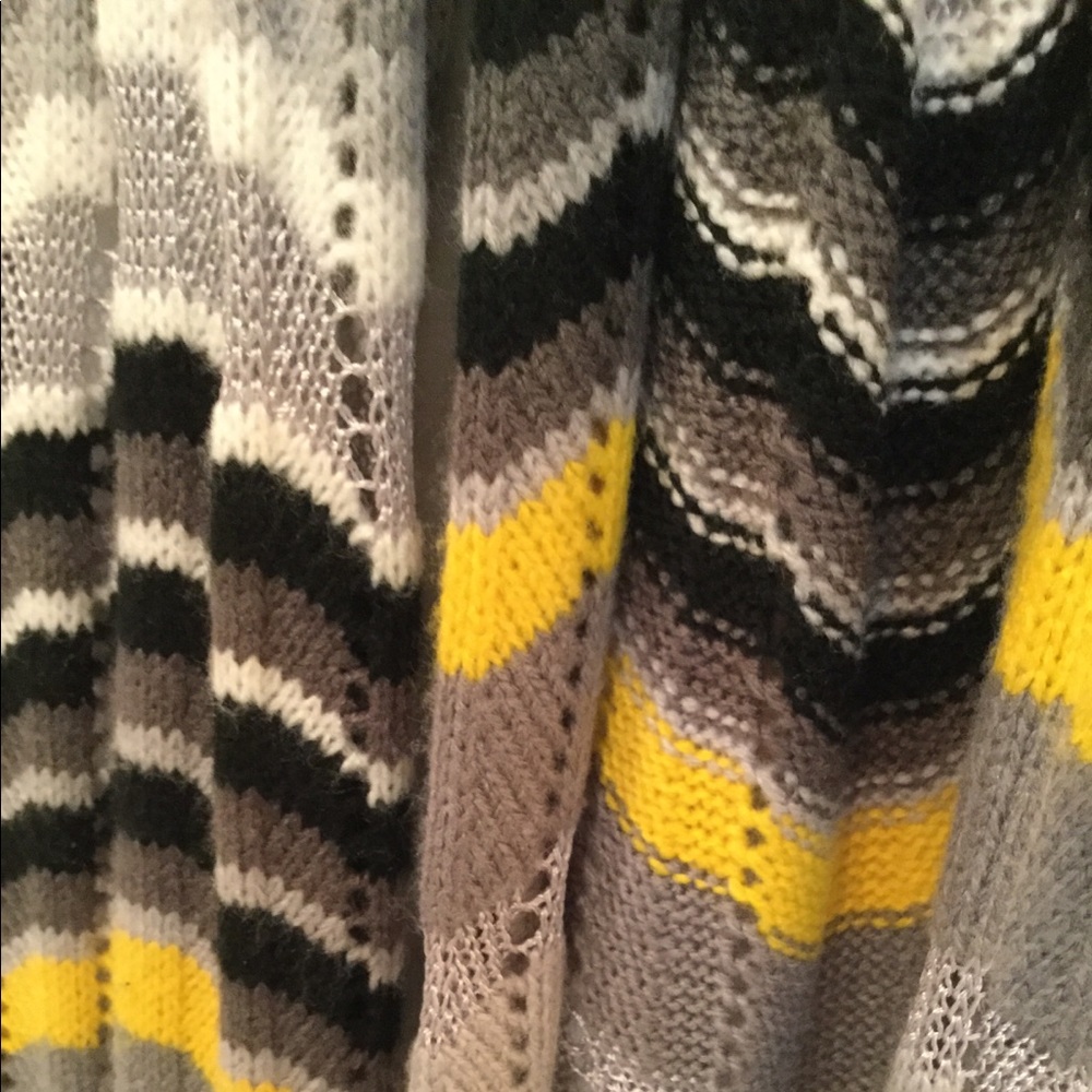Crochet scarf